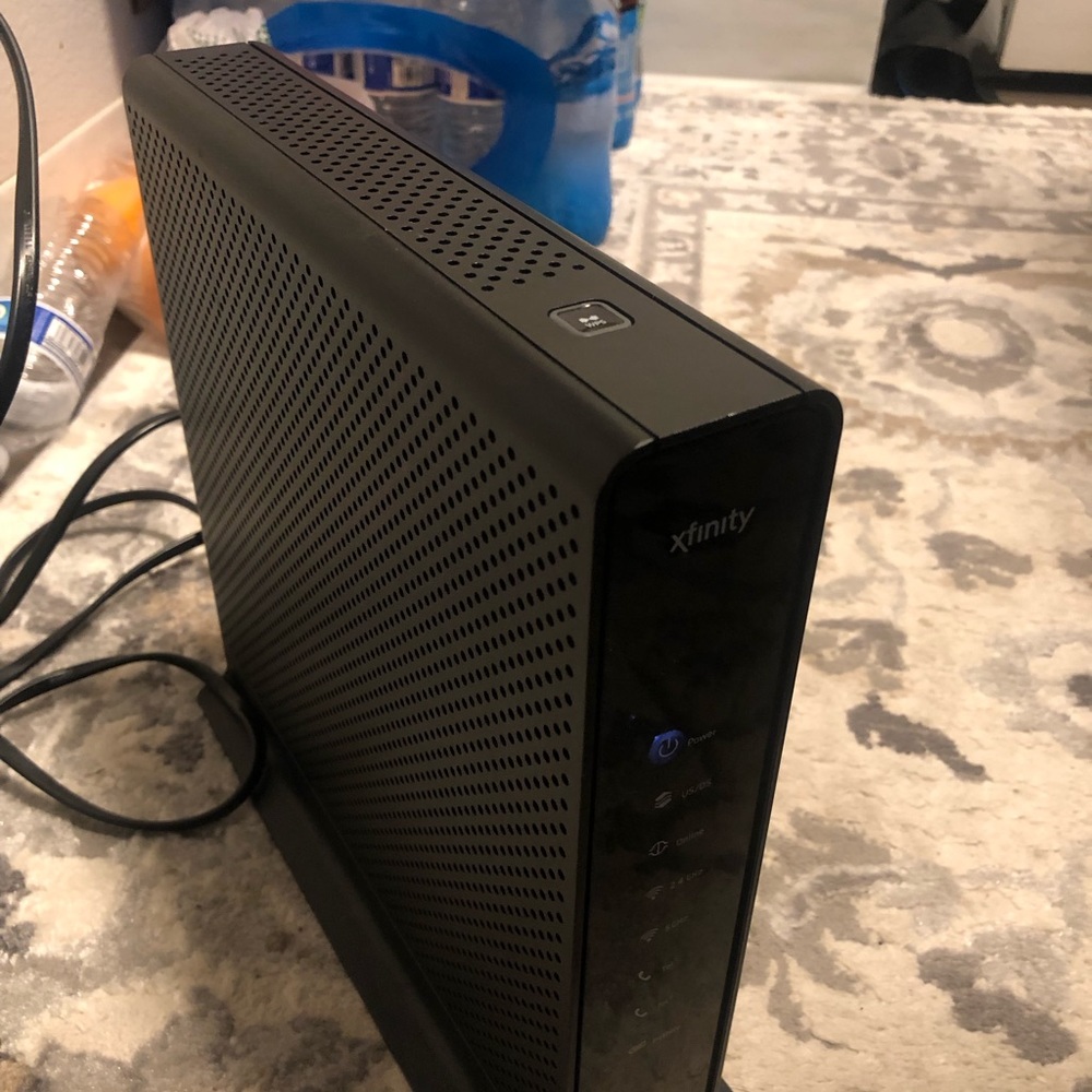 Xfinity Arris TG1682G Dual Band Wireless 802.11ac Cable Modem Router w/ Cord - Picture 8 of 16